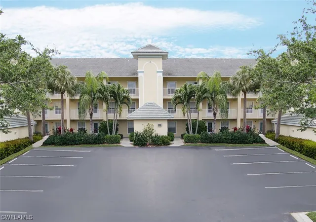 15495-cedarwood-ln-9-206-naples-fl-34110/hzid_0e28807c