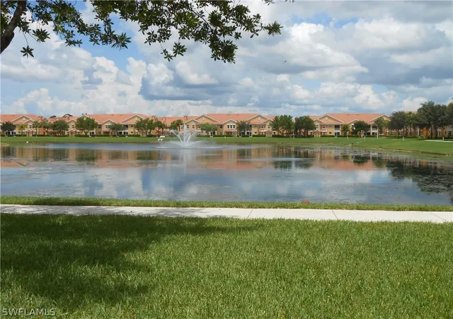 1860-concordia-lake-cir-606-cape-coral-fl-33909/hzid_b249d877