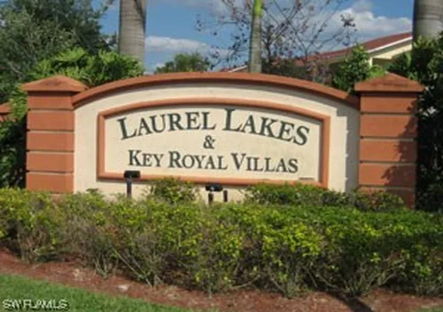 8244-key-royal-cir-636-naples-fl-34119/hzid_3be2e9d4
