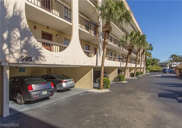 995-anglers-cvs-n-402-marco-island-fl-34145/hzid_fbb19b81