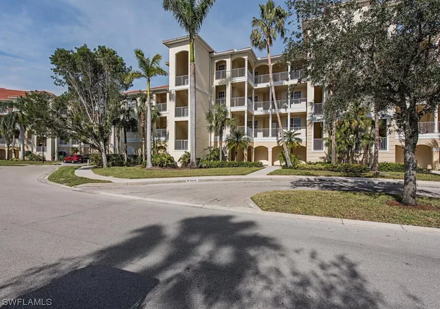 4873-hampshire-ct-5-301-naples-fl-34112/hzid_00d35eb4