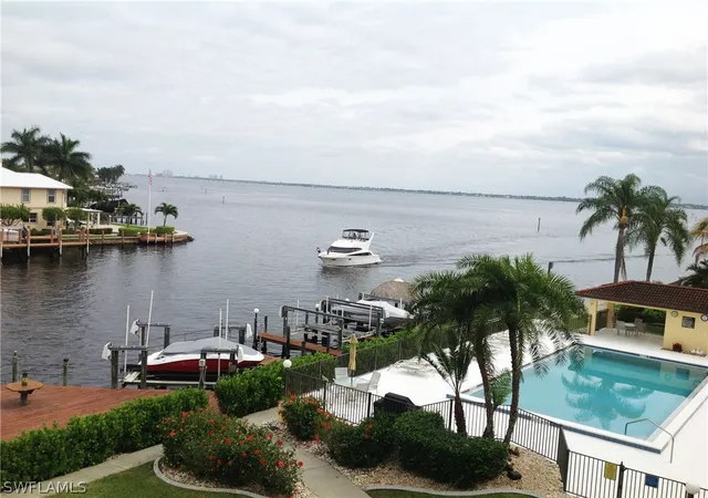 4013-se-20th-pl-303-cape-coral-fl-33904/hzid_00b6a358