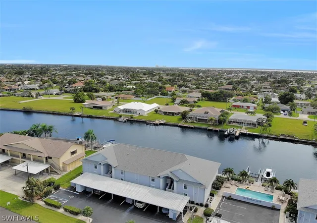 3927-se-11th-pl-108-cape-coral-fl-33904/hzid_62fb6d65