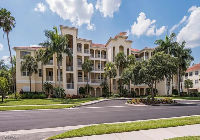 4843-hampshire-ct-2-303-naples-fl-34112/hzid_358278ab