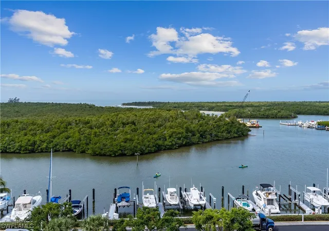 13105-vanderbilt-dr-805-naples-fl-34110/hzid_d55b7b4d