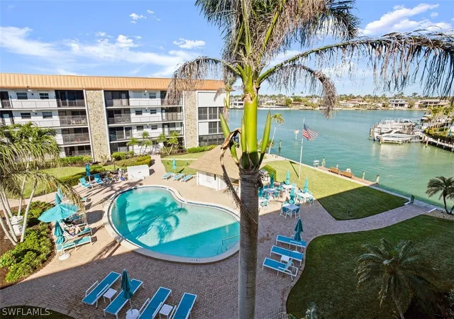 2900-gulf-shore-blvd-n-415-naples-fl-34103/hzid_577bb500