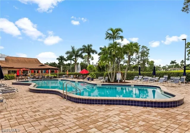 200-palm-dr-43-7-naples-fl-34112/hzid_08e39067
