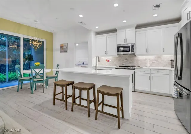 6953-avalon-cir-1801-naples-fl-34112/hzid_a83691f9