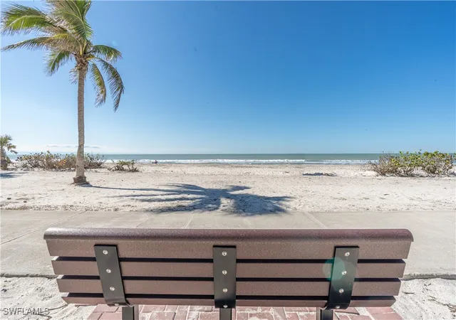 4031-gulf-shore-blvd-n-phie-naples-fl-34103/hzid_bd8e0fb8