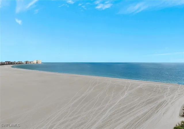 320-seaview-ct-2-305-marco-island-fl-34145/hzid_fc10a559