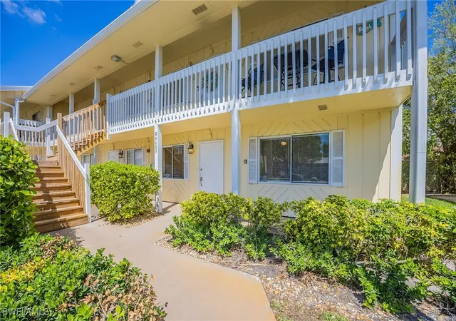 4605-bayshore-dr-g6-naples-fl-34112/hzid_e48c5424