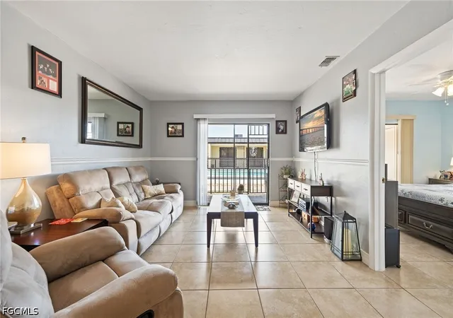 4514-santa-barbara-blvd-5-cape-coral-fl-33914/hzid_5c9c4c9d