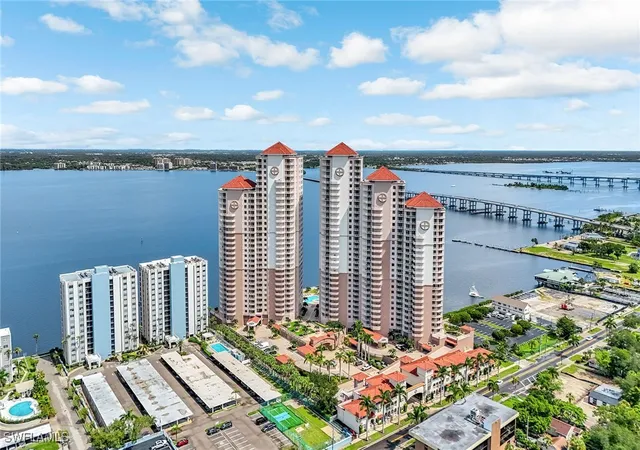 2090-w-first-st-e2105-fort-myers-fl-33901/hzid_ea5896e0