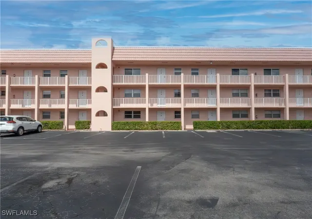 180-turtle-lake-ct-209-naples-fl-34105/hzid_30adc7e0