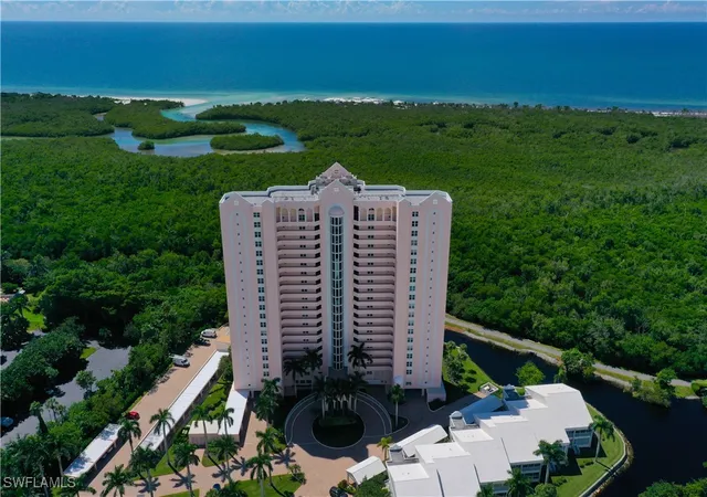6101-pelican-bay-blvd-201-naples-fl-34108/hzid_fbea606a
