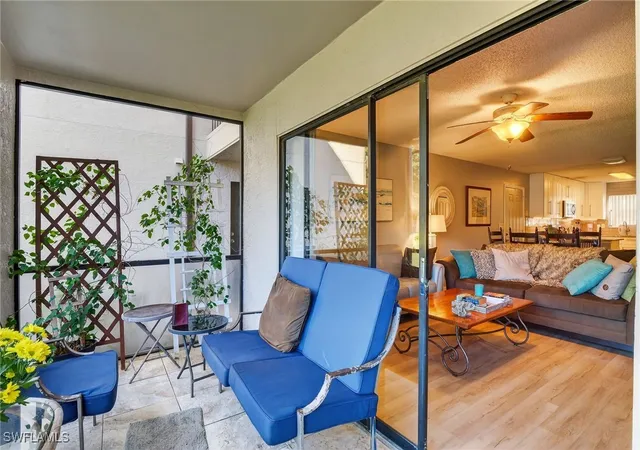2142-arbour-walk-cir-2616-naples-fl-34109/hzid_36666267
