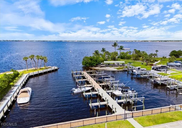 5405-peppertree-dr-3-fort-myers-fl-33908/hzid_fb5f32e4
