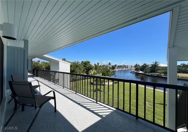 1250-tennisplace-ct-a33-sanibel-fl-33957/hzid_9eb540d7