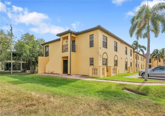 4921-sw-16th-place-201-cape-coral-fl-33914/hzid_27e6a9c7