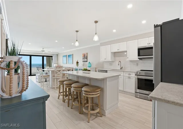 2532-estero-blvd-102-fort-myers-beach-fl-33931/hzid_65e82d9a