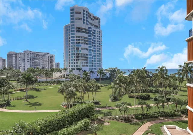 4251-gulf-shore-blvd-n-5b-naples-fl-34103/hzid_59bc50f1