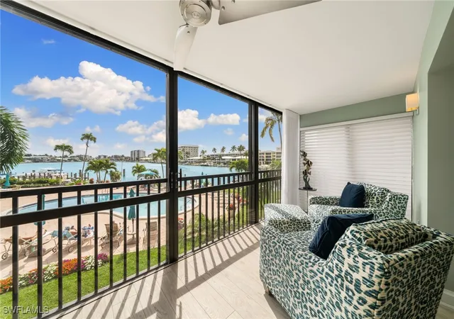 222-harbour-dr-207-naples-fl-34103/hzid_b7551ce0
