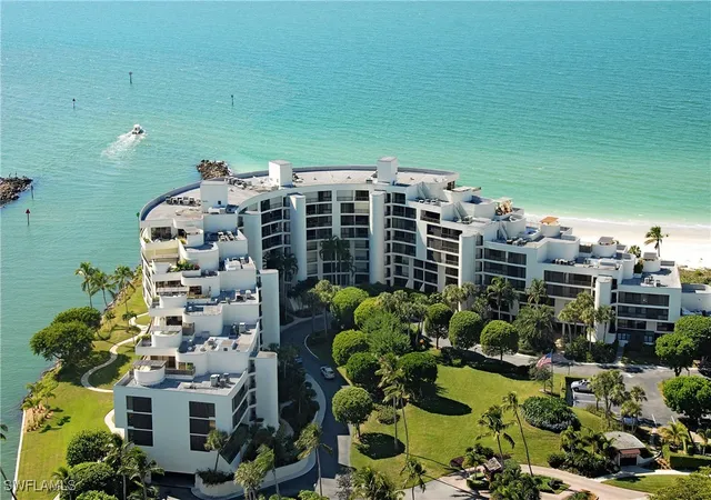 2388-gulf-shore-blvd-n-204-naples-fl-34103/hzid_2e344875