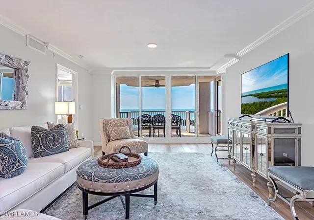 6849-grenadier-blvd-1803-naples-fl-34108/hzid_55e09d0e
