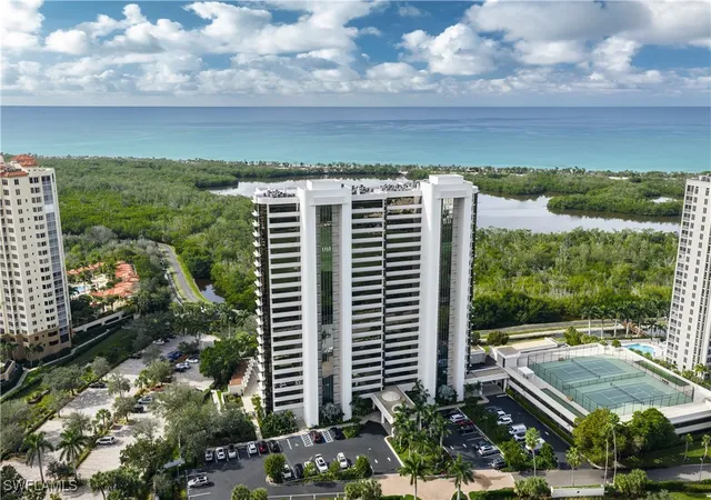 6825-grenadier-blvd-1002-naples-fl-34108/hzid_e51285f8