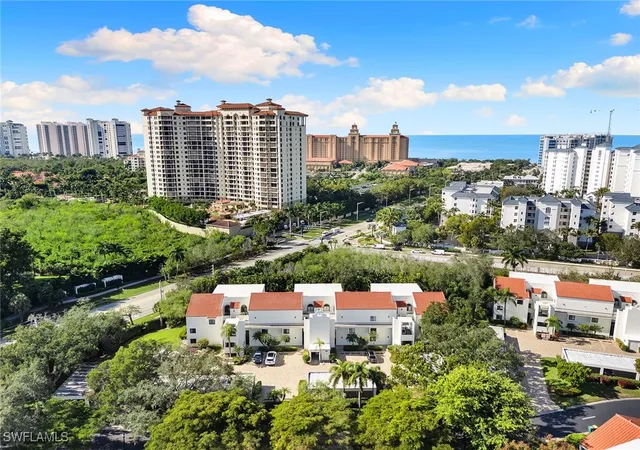 592-beachwalk-cir-n102-naples-fl-34108/hzid_119fa619