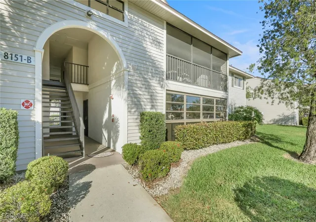 8151-s-woods-cir-12-fort-myers-fl-33919/hzid_fcd668eb