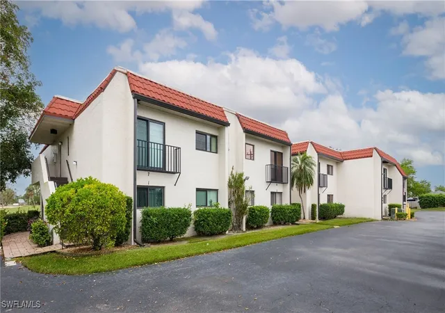 4728-orange-grove-blvd-11-north-fort-myers-fl-33903/hzid_e595699f