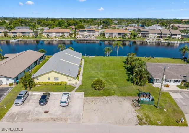 4520-se-5th-place-cape-coral-fl-33904/hzid_90f5b0f6