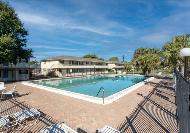 3325-airport-rd-n-e8-naples-fl-34105/hzid_37a3632f
