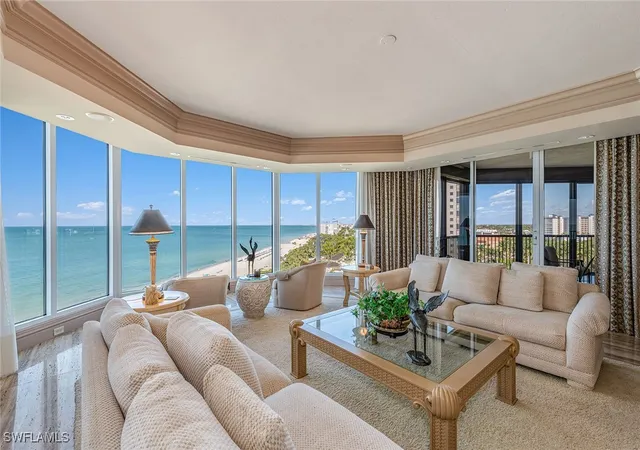 8477-bay-colony-dr-902-naples-fl-34108/hzid_c4be00dc
