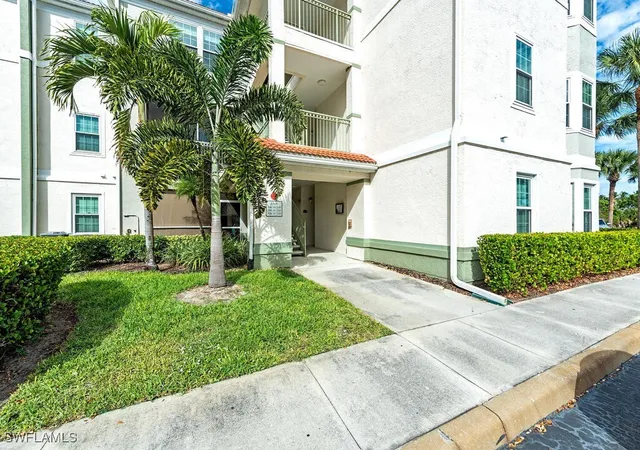 23560-walden-center-dr-110-estero-fl-34134/hzid_47ef0519