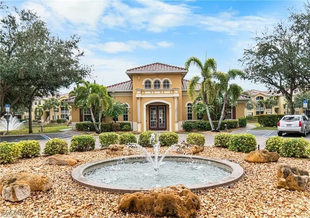 4122-residence-dr-112-fort-myers-fl-33901/hzid_d02df06c