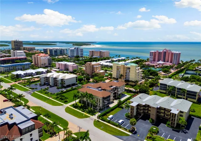960-swallow-ave-203-marco-island-fl-34145/hzid_aa732792