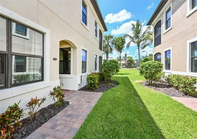 26115-palace-ln-102-bonita-springs-fl-34135/hzid_b85ea9f0