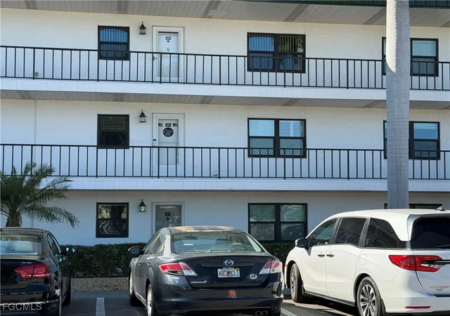 1747-pebble-beach-dr-207-fort-myers-fl-33907/hzid_8462e0a6