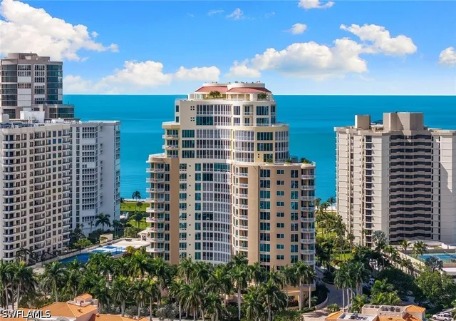 4501-gulf-shore-blvd-n-405-naples-fl-34103/hzid_9ff7d70c