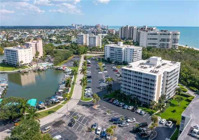 3-bluebill-ave-808-naples-fl-34108/hzid_1d485a92