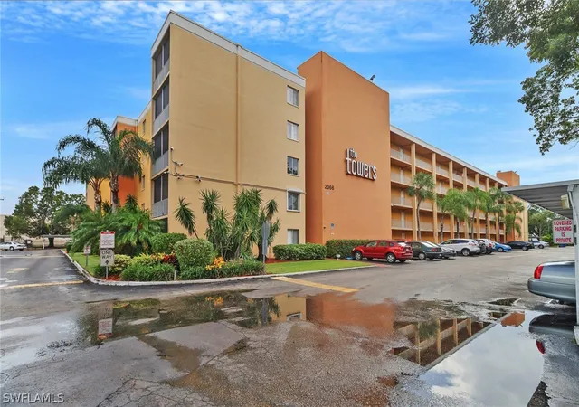 2366-e-mall-dr-apt-101-fort-myers-fl-33901/hzid_74134c35
