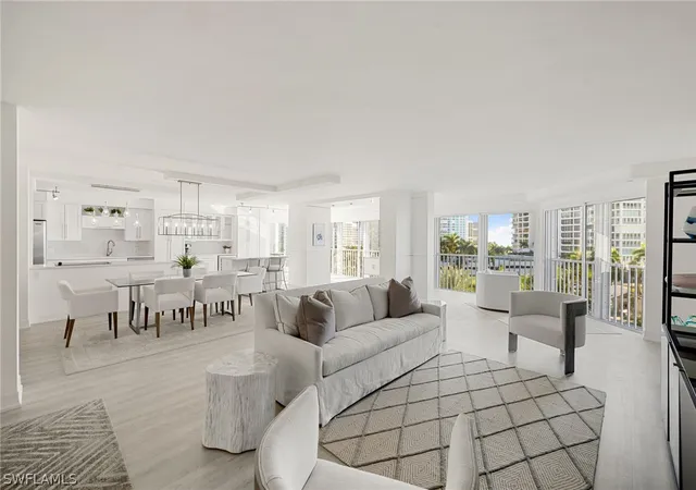 4401-gulf-shore-blvd-n-c605-naples-fl-34103/hzid_66381fe7