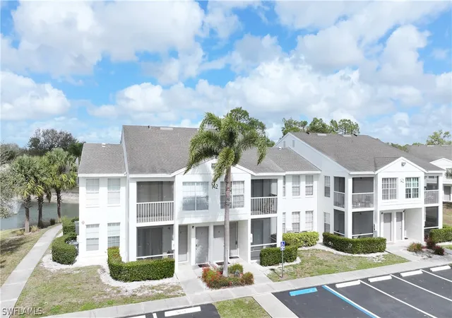 142-santa-clara-dr-5-naples-fl-34104/hzid_4c5a4d3f