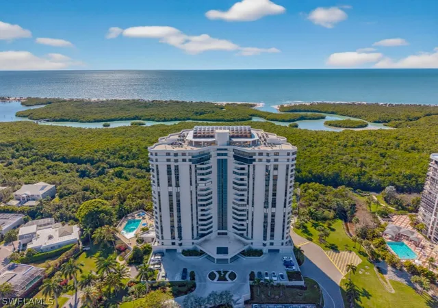 6001-pelican-bay-blvd-503-naples-fl-34108/hzid_9e376a73