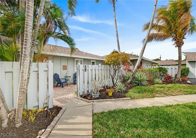4257-island-cir-3-fort-myers-fl-33919/hzid_b6b0935a