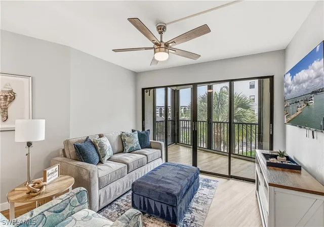 1027-anglers-cvs-b301-marco-island-fl-34145/hzid_9b940a5f