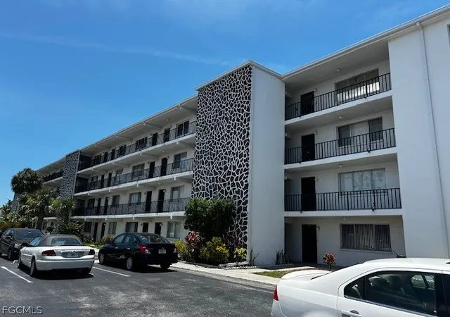 4906-victoria-dr-412-cape-coral-fl-33904/hzid_590068c5