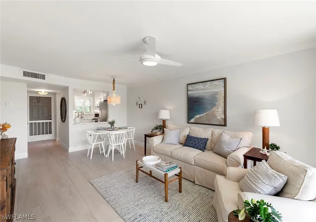 300-forest-lakes-blvd-112-naples-fl-34105/hzid_54e79541